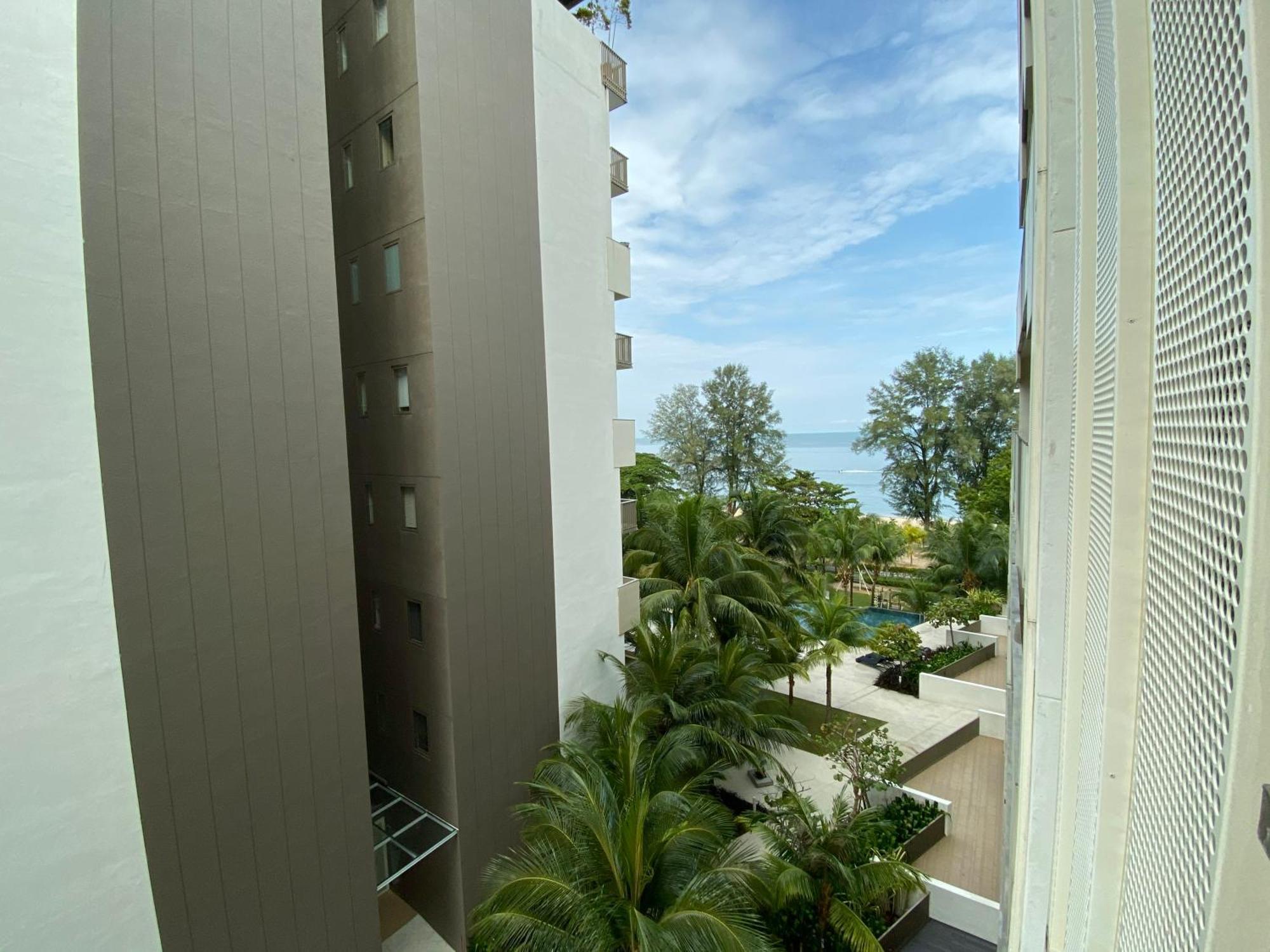 By The Sea Cozy Beachfront Home 253 Batu Feringgi Luaran gambar