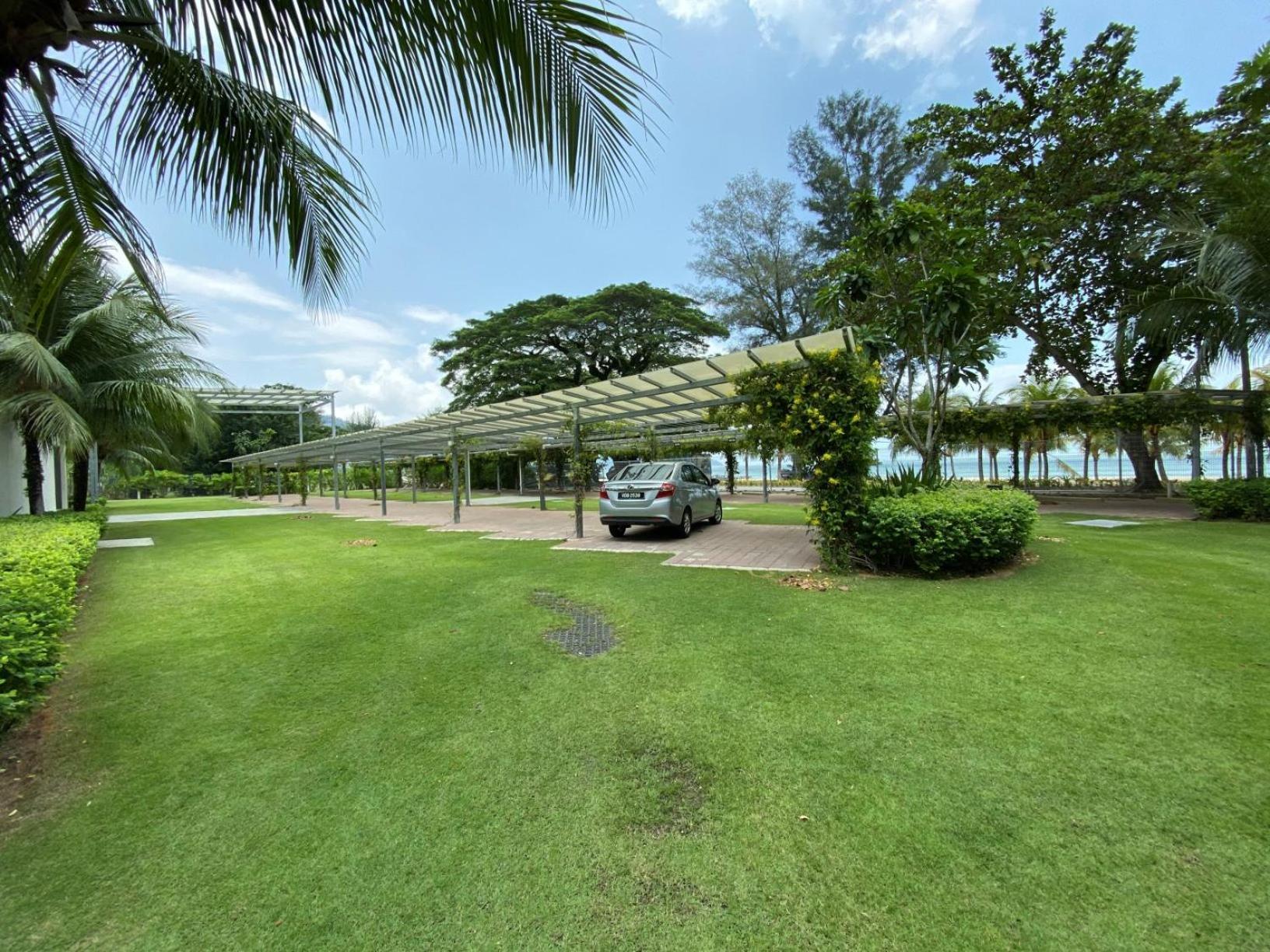 By The Sea Cozy Beachfront Home 253 Batu Feringgi Luaran gambar